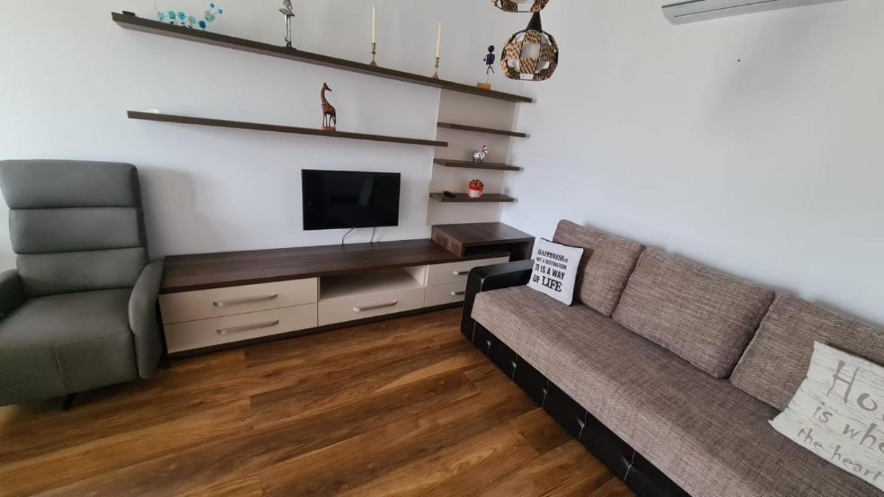 Apartament Mirubias Lejlighed Braşov Eksteriør billede